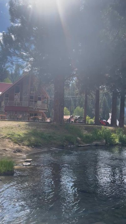 Southfork Lodge - So relaxing - Hotels Near Me - Lowman, Idaho