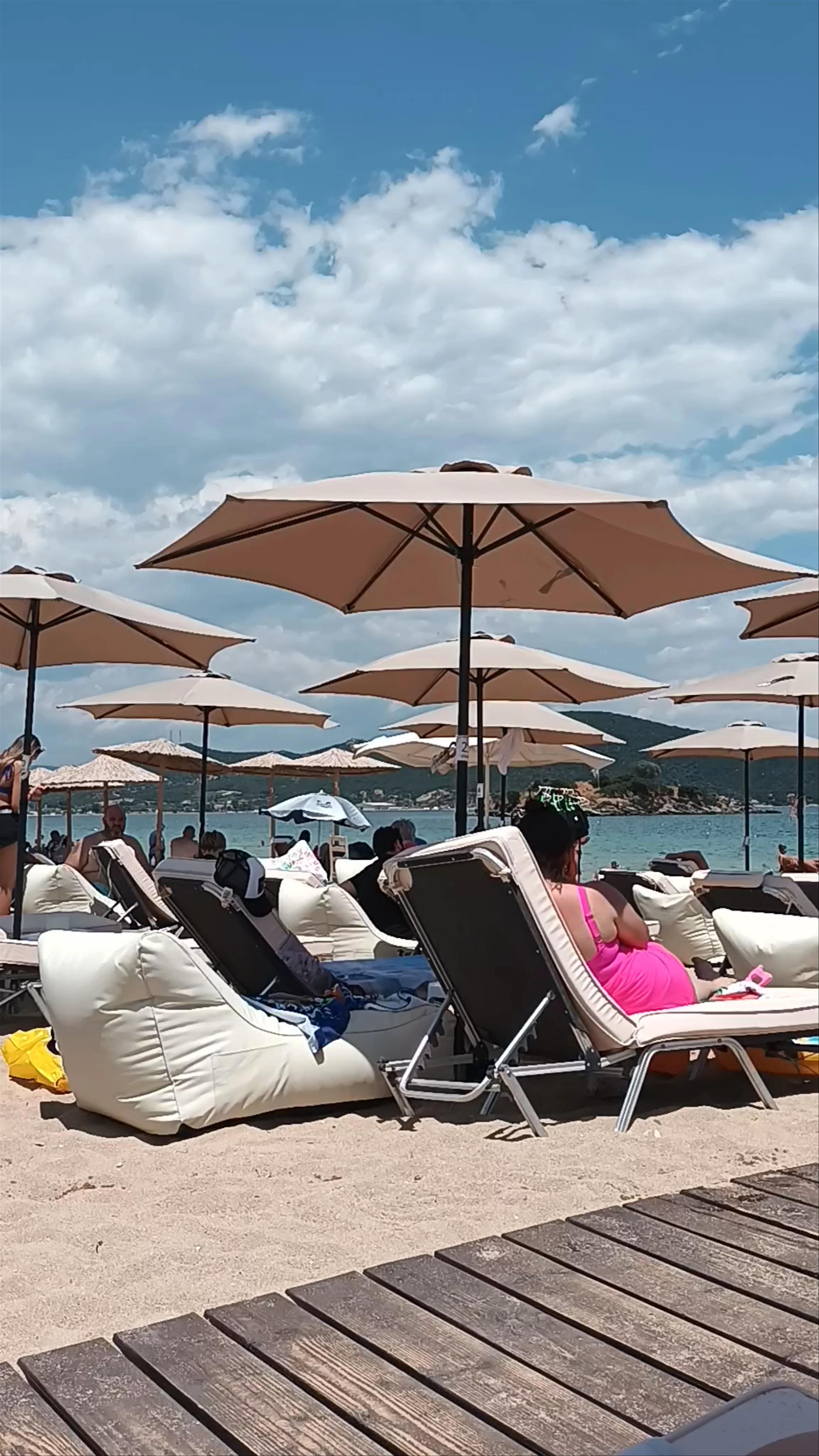 Cosmos Beach Bar