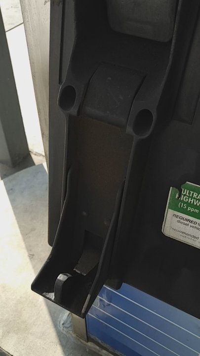 Mobil - Bro, why is the pump housing loose? Someone added a skimming device??? - Gas Stations Near Me - Norco, California