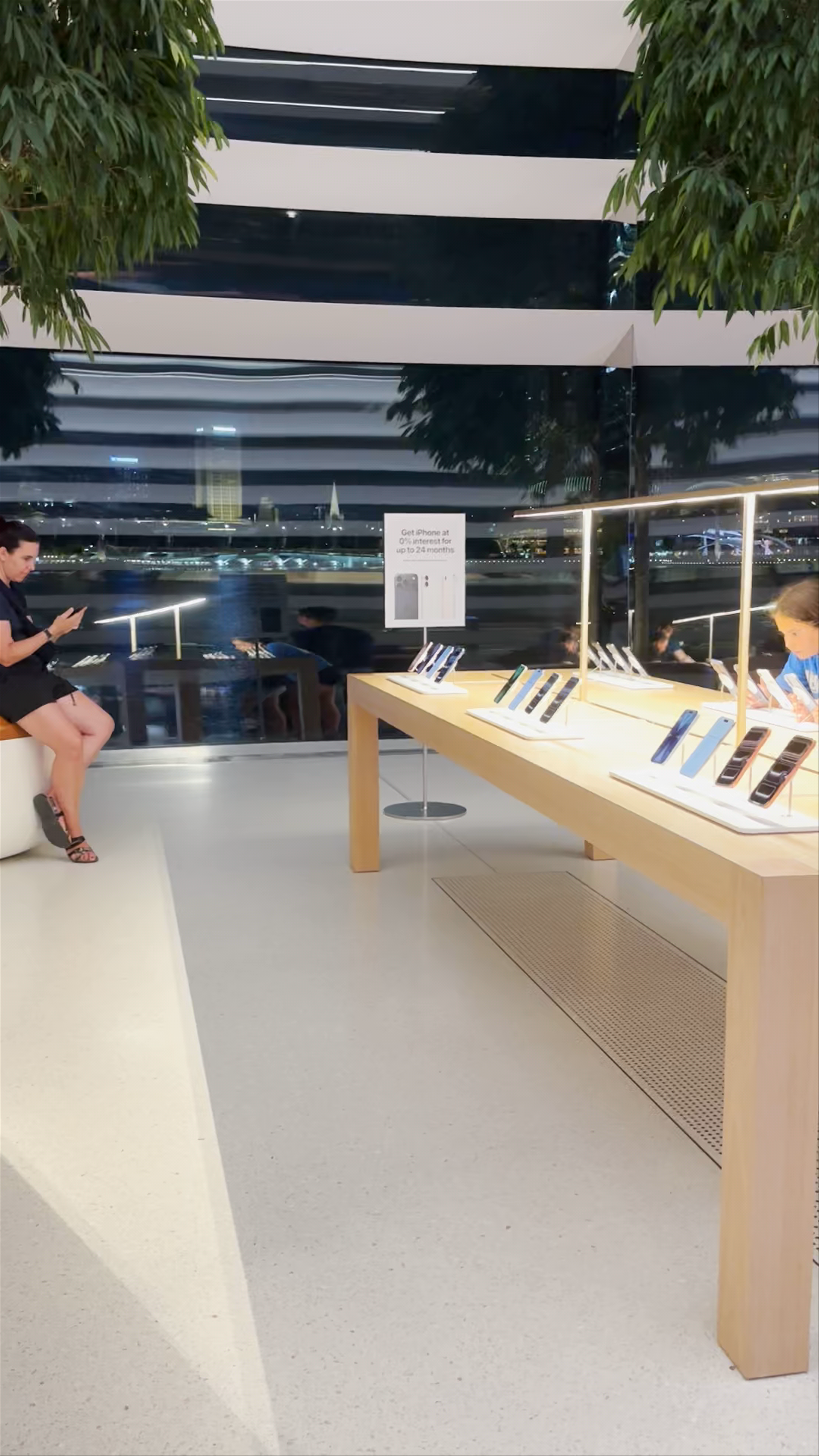 Futuristic Apple Store Experience at Marina Bay Sands, Singapore