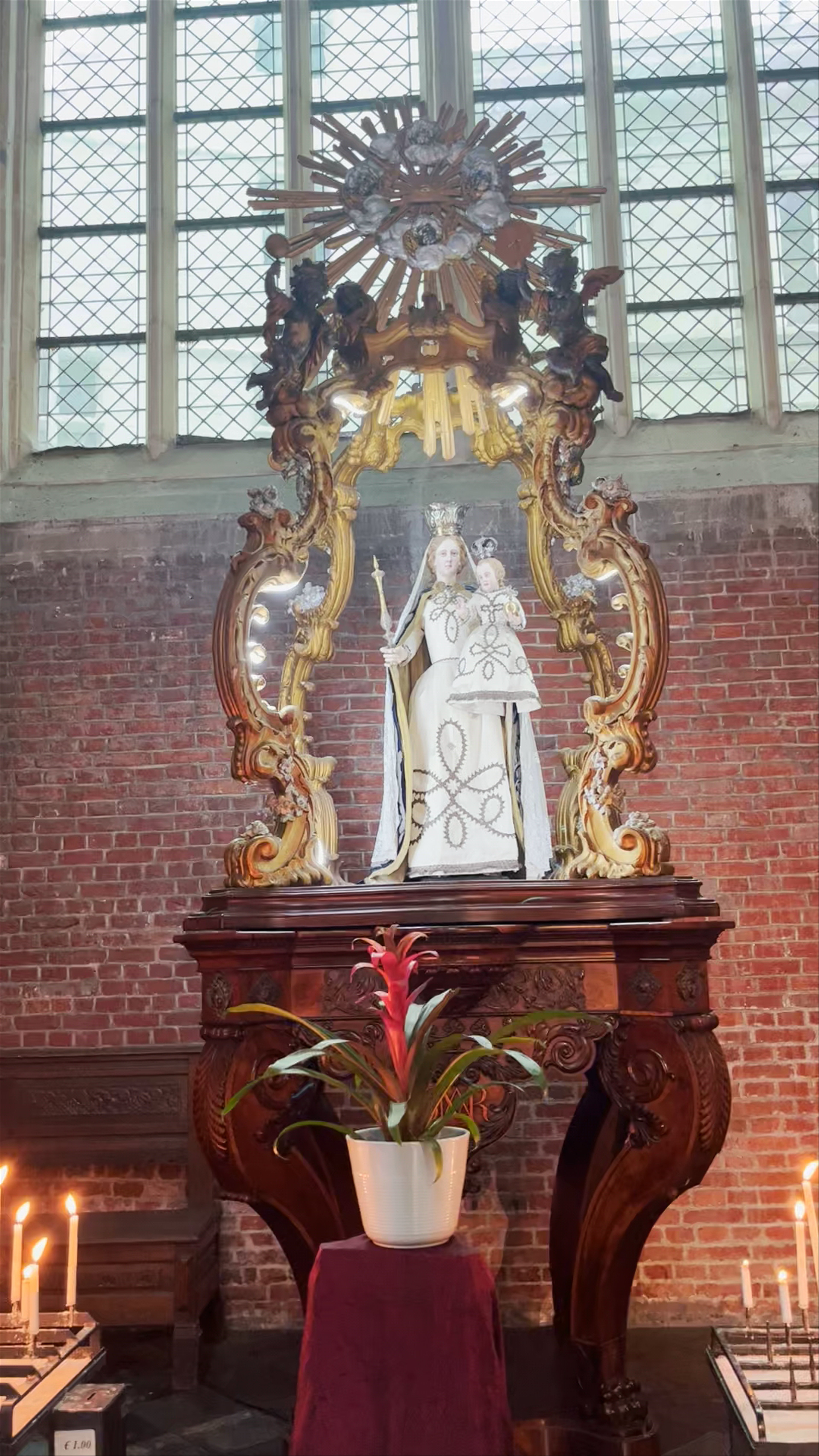 Iglesia de San Miguel: Discover Ghent’s Gothic Jewel