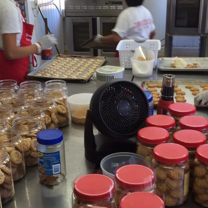Donna's Cookies - Bakeries Near Me - Paauilo, Hawaii