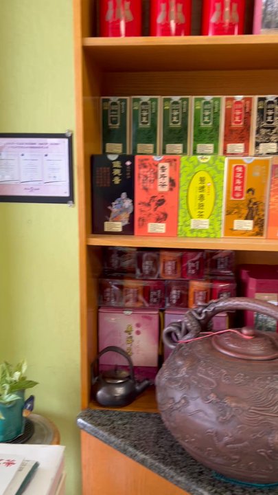 Ten Ren Tea - Interior - Coffee & Tea Near Me - Milpitas, California