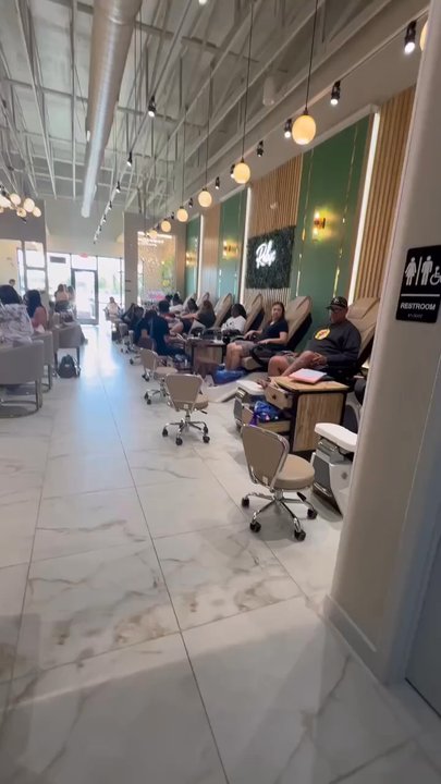 Nail City - Nail Salons Near Me - Clarksville, Tennessee