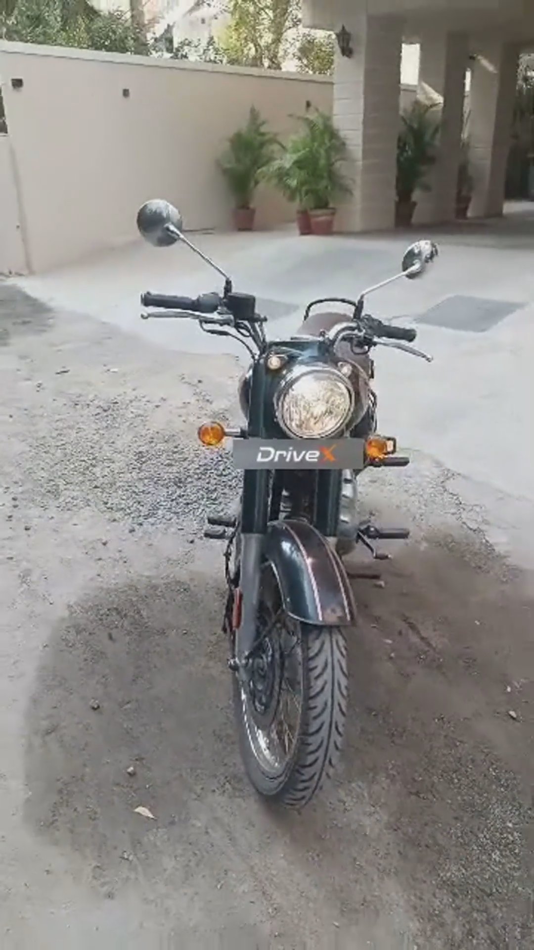 Walk-around video thumbnail