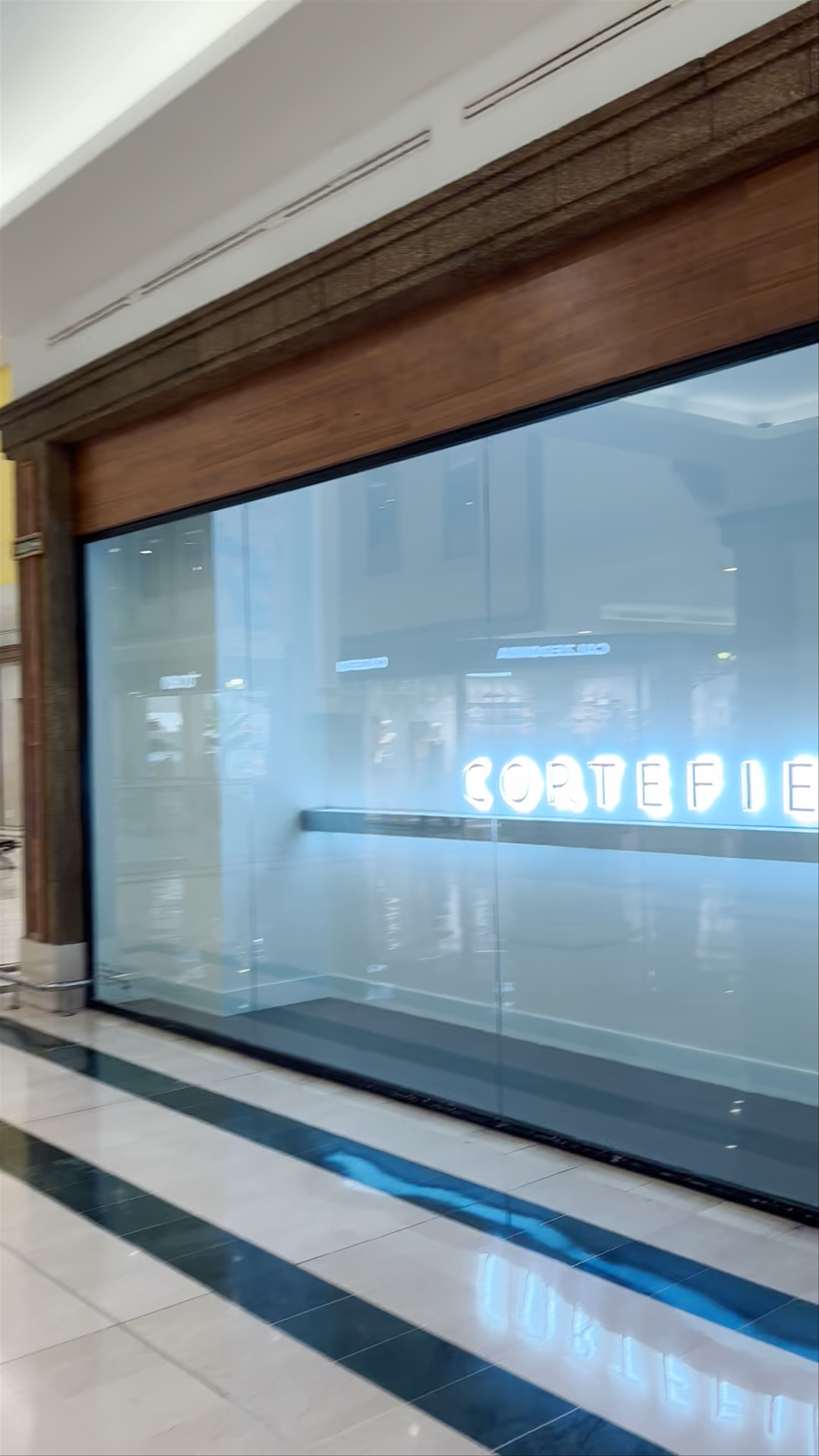 Centro Comercial La Villa