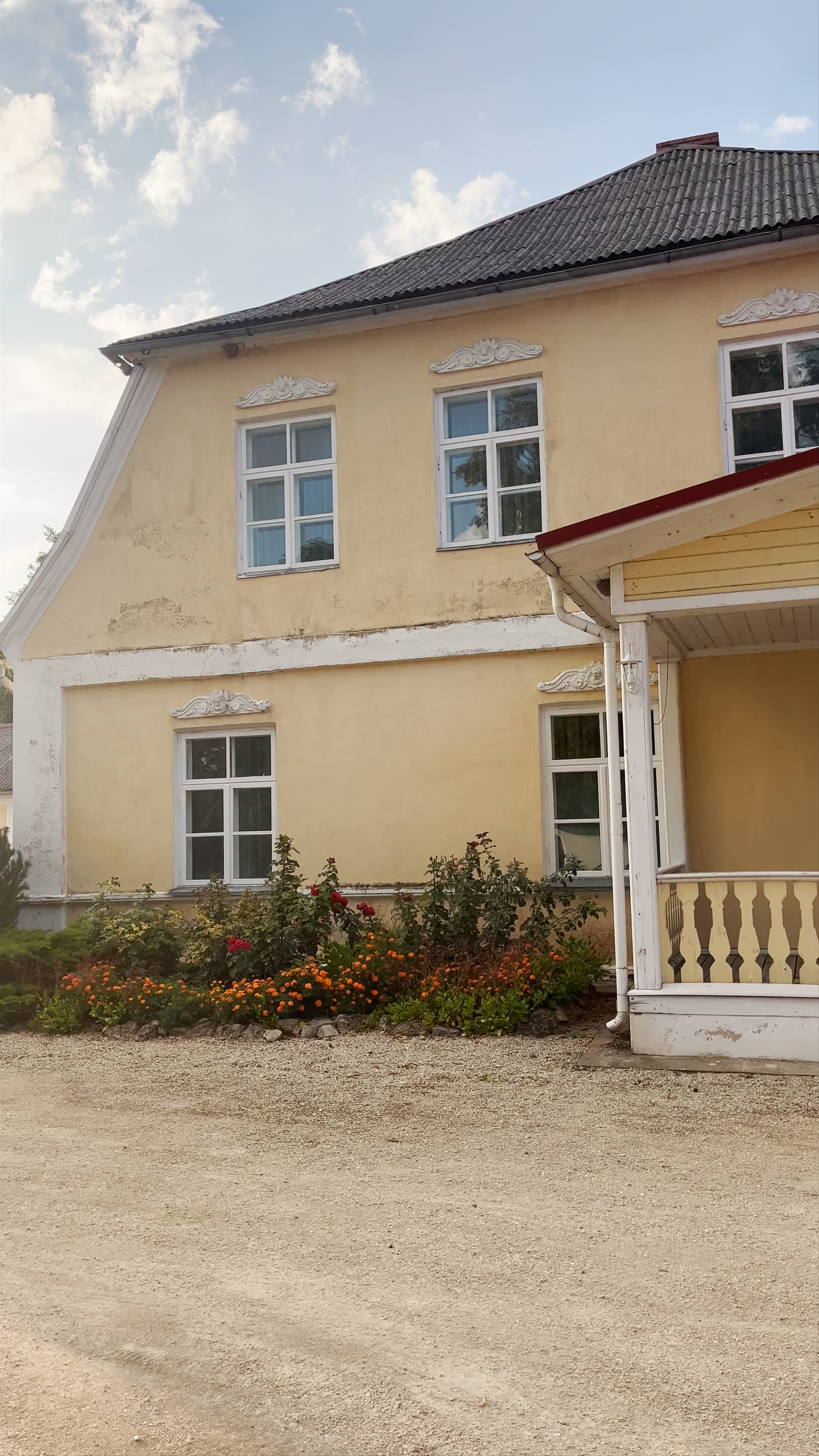 Codes Muiža: Tranquil Heritage Estate in Latvia
