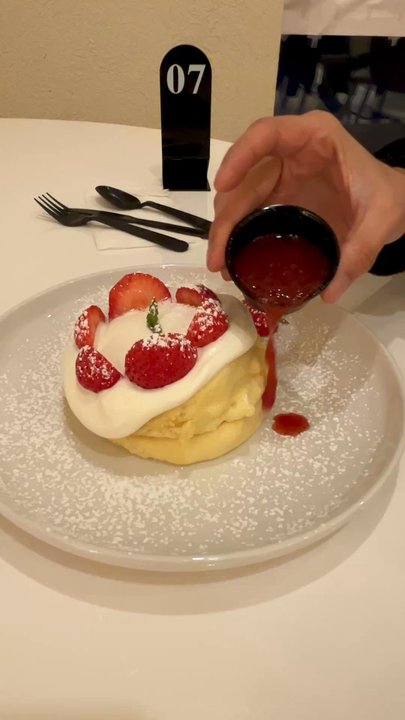 Fluffy Fluffy Cafe - Strawberry Fluffy Soufflé Pancakes with fresh puree~ - Pancakes Near Me - Edison, New Jersey