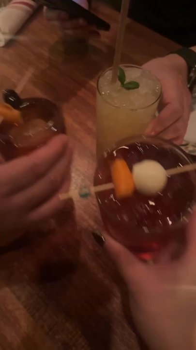 Gabbiano's - Cheers - Italian Near Me - Portland, Oregon