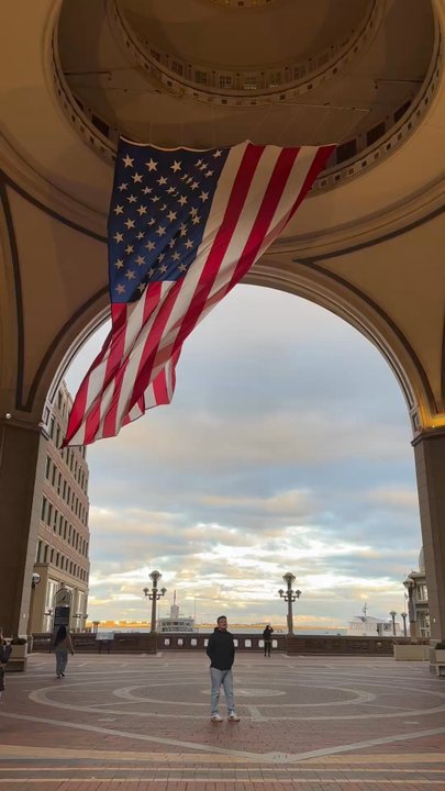 Boston Harbor Hotel - Hotels Near Me - Boston, Massachusetts