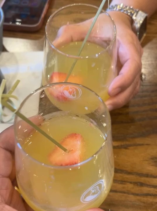 Another Broken Egg Cafe - American Near Me - Jacksonville, Florida