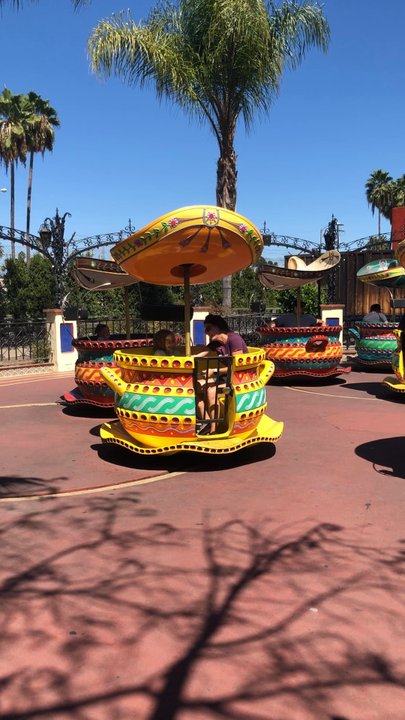Hat Dance - Amusement Parks Near Me - Buena Park, California