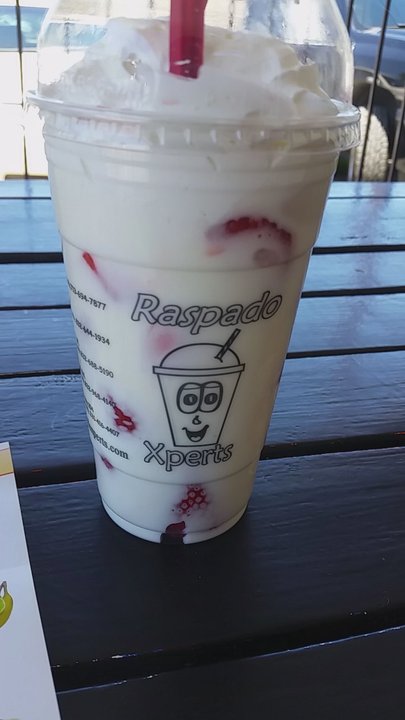 Raspado Xperts - Fresas Con Crema - Juice Bars & Smoothies Near Me - Humble, Texas