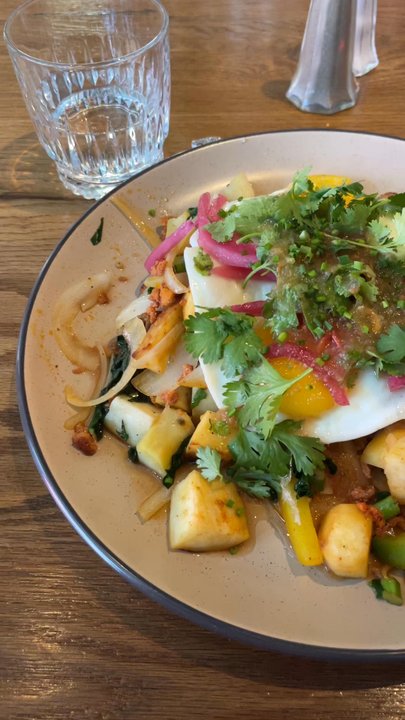 Besaw's - Breakfast & Brunch Near Me - Portland, Oregon