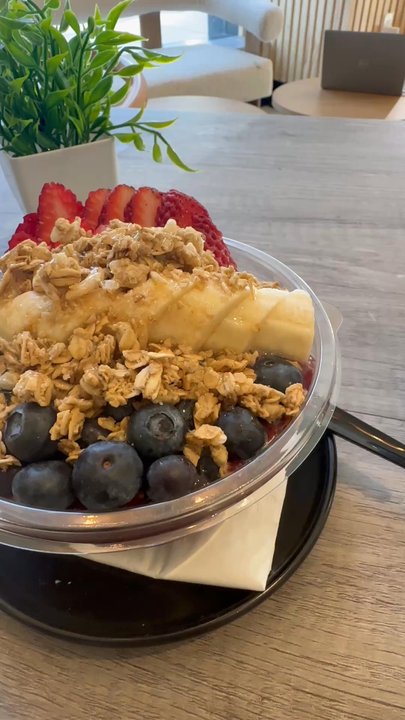 Llamabar - Cafes Near Me - Washington, DC, District of Columbia