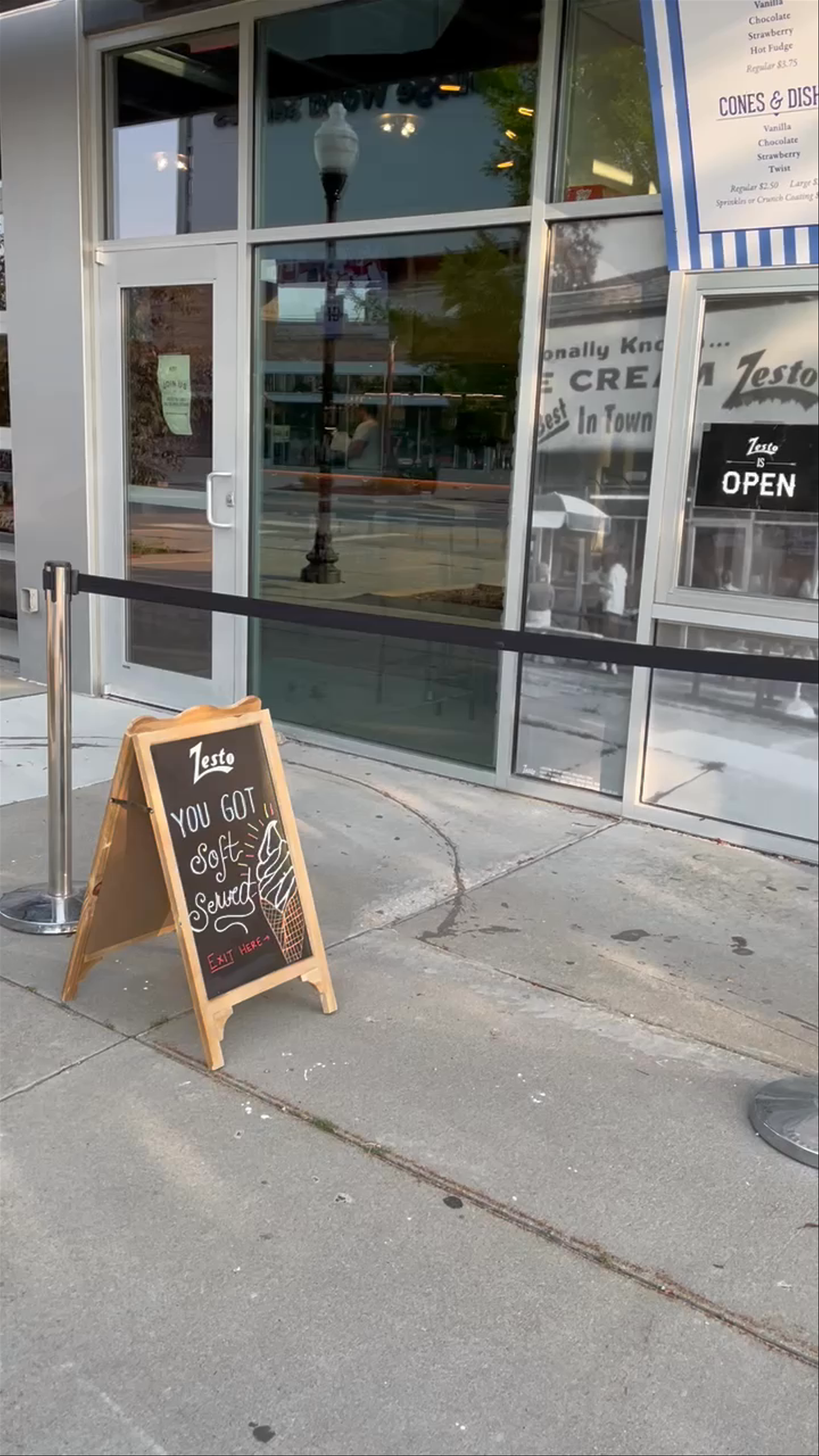 Zesto Omaha: Classic Soft Serve Ice Cream Experience
