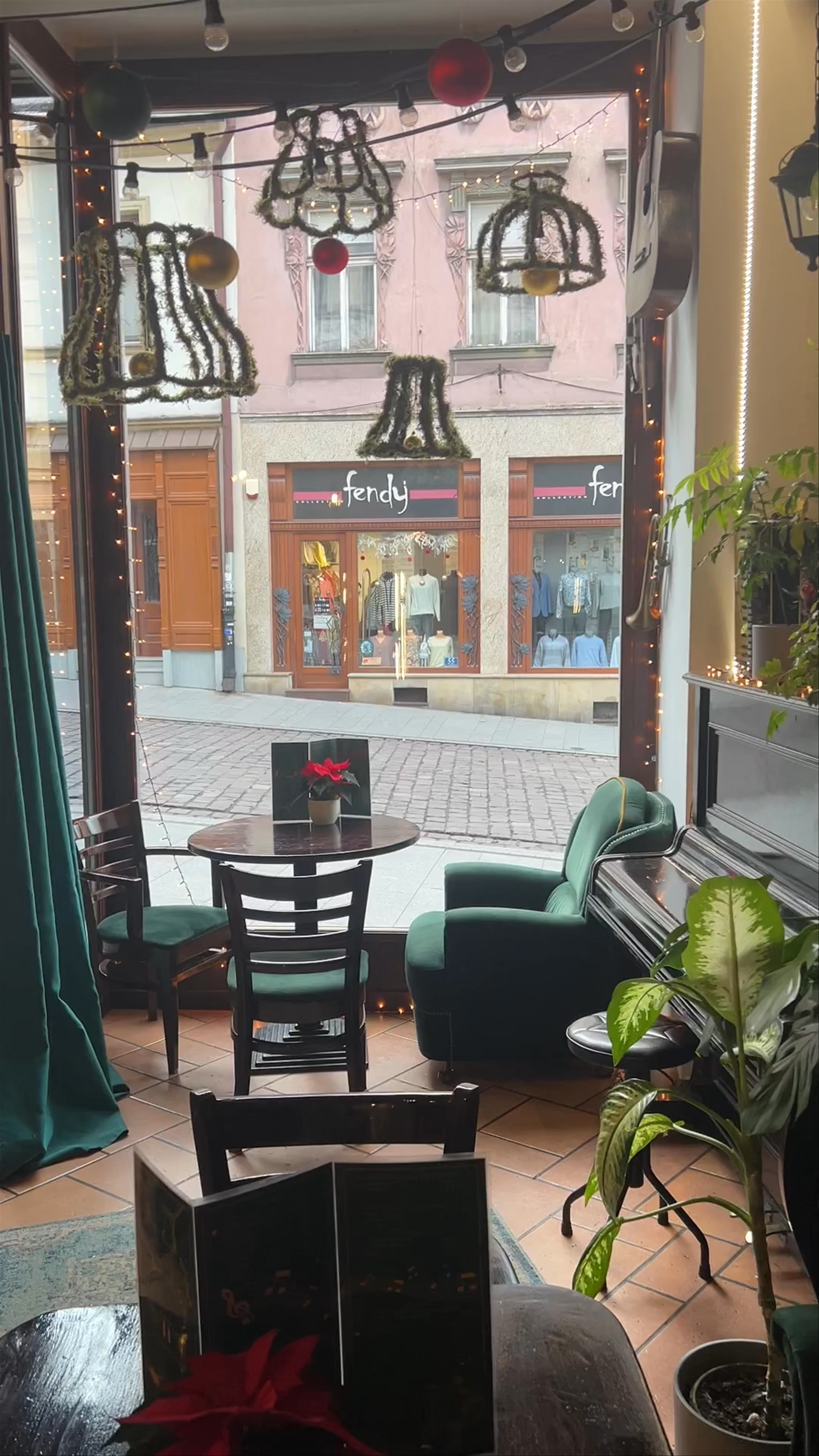 Piano Cafè • Kawiarnia Muzyczna •