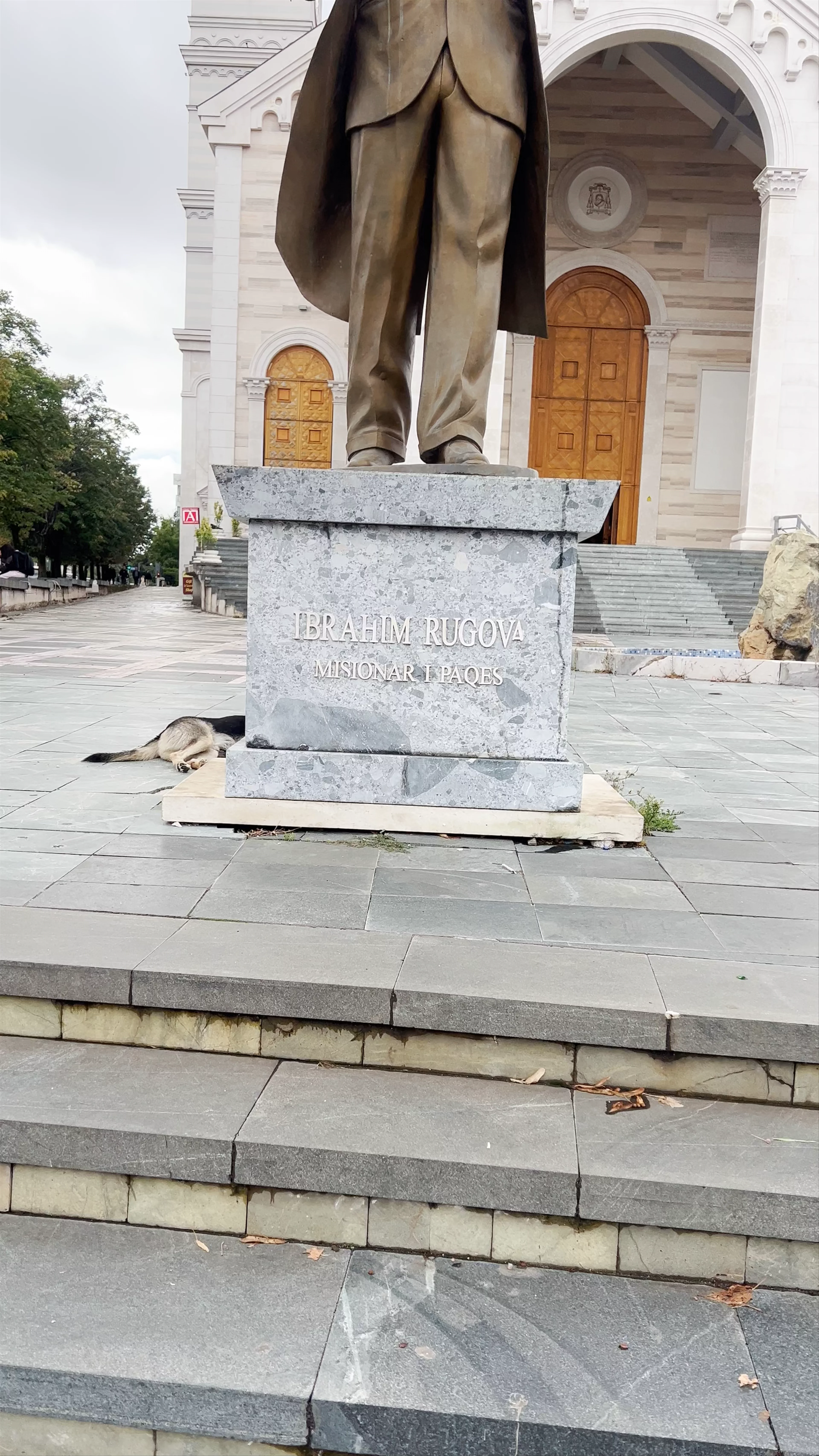Statue of Ibrahim Rugova