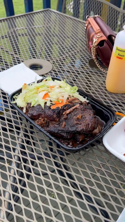 Jamaican Summers Eatery - DROOOOOOOL !! We'll be back again Wednesday ! - Caribbean Near Me - Burleson, Texas