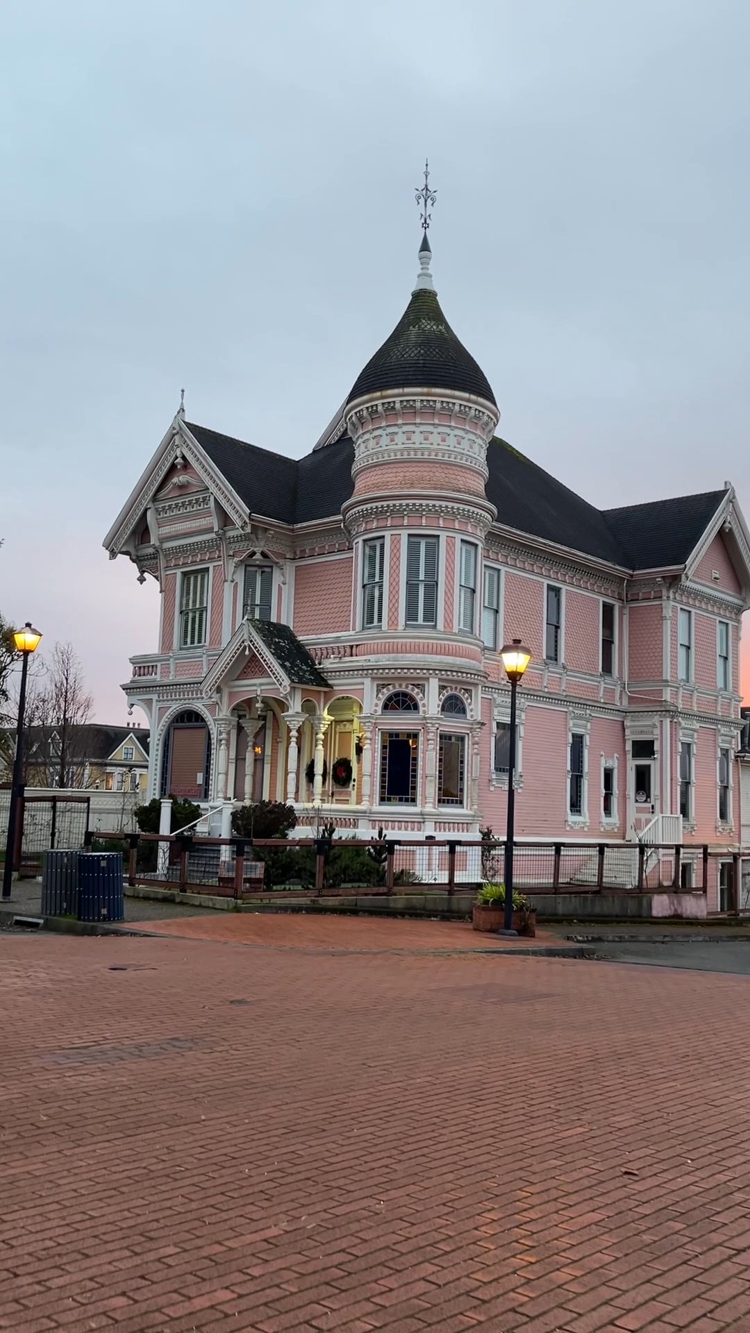 CARSON MANSION - Updated December 2025 - 140 Photos & 41 Reviews
