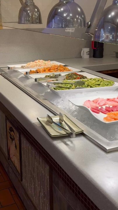 Mizumi Buffet - Sushi at Mizumi Buffet - Buffets Near Me - Tigard, Oregon