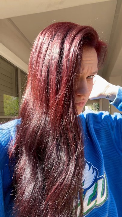 Sydney G Salon - In direct sunlight. Roots still very hot. Not at all what I asked for. - Hair Salons Near Me - Phoenix, Arizona