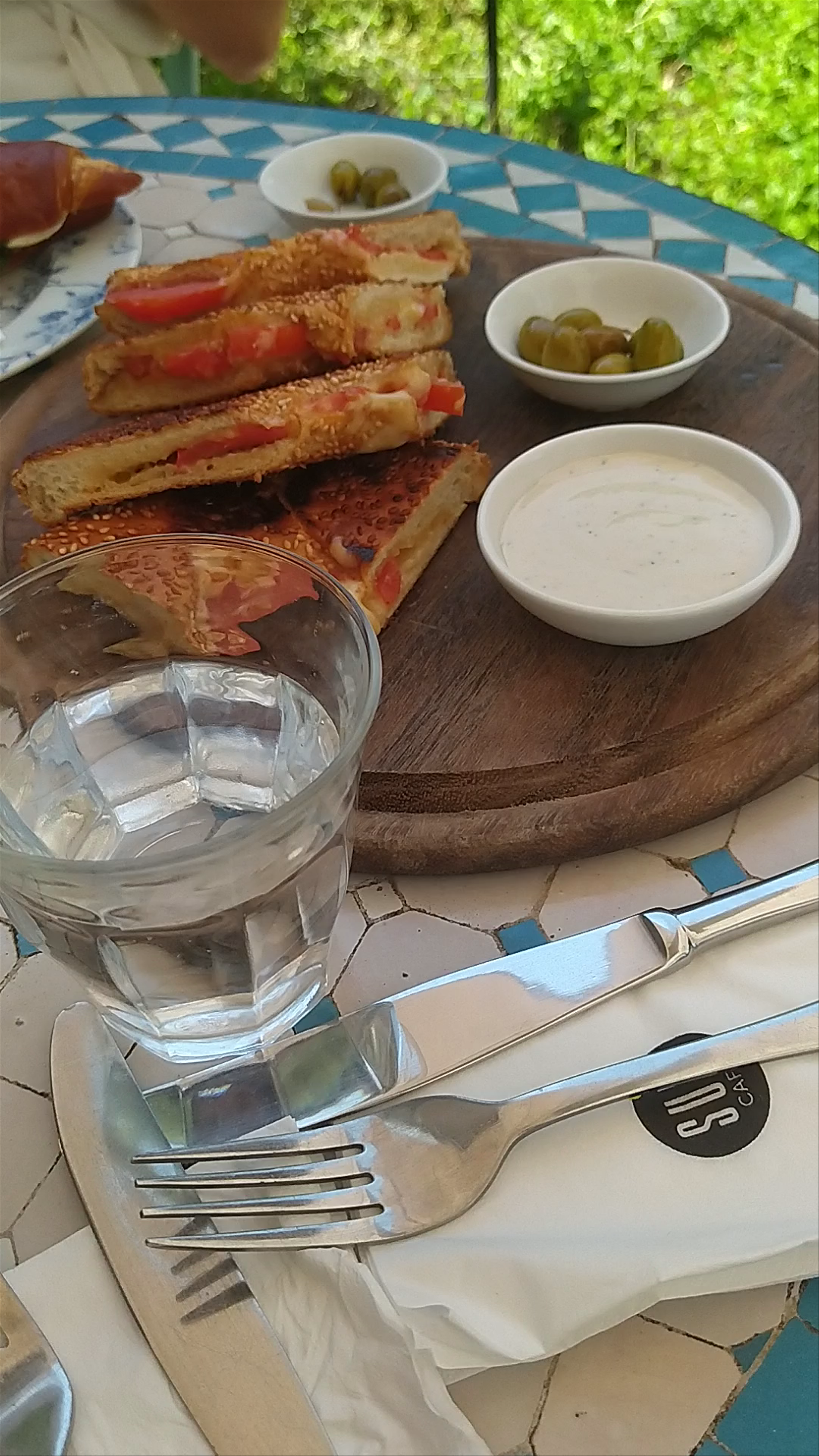 סאן קפה Sun Cafe