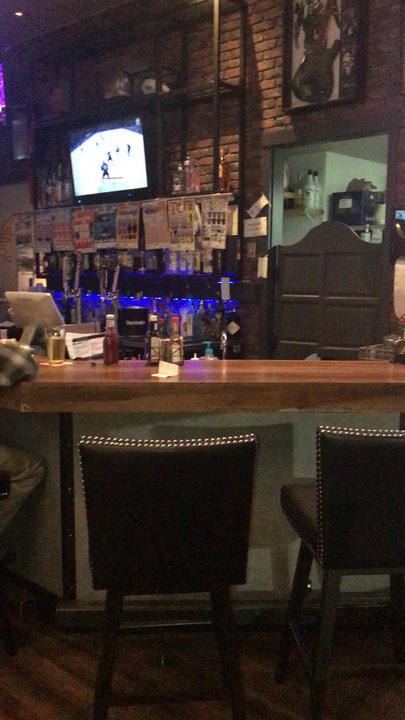 Mary's Bar & Grill - American Near Me - Longview, Washington