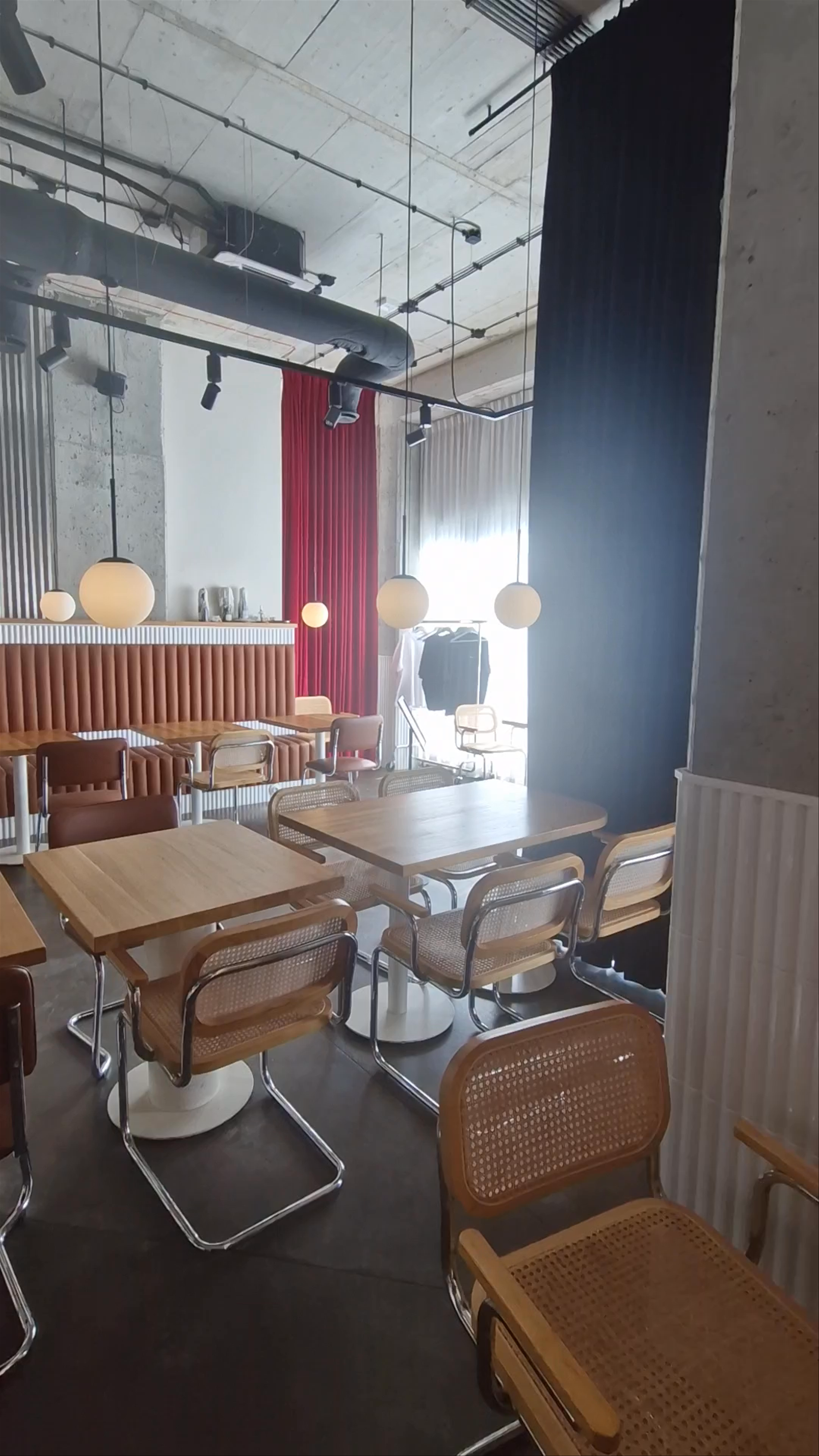 Raj Utracony: Contemporary Café Vibes in Lublin