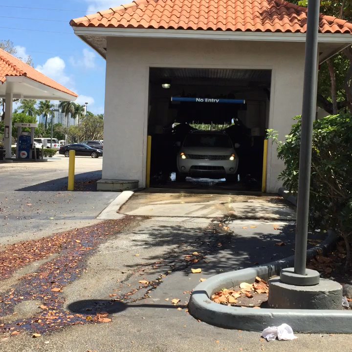 Mobil - Gas Stations Near Me - Hallandale Beach, Florida