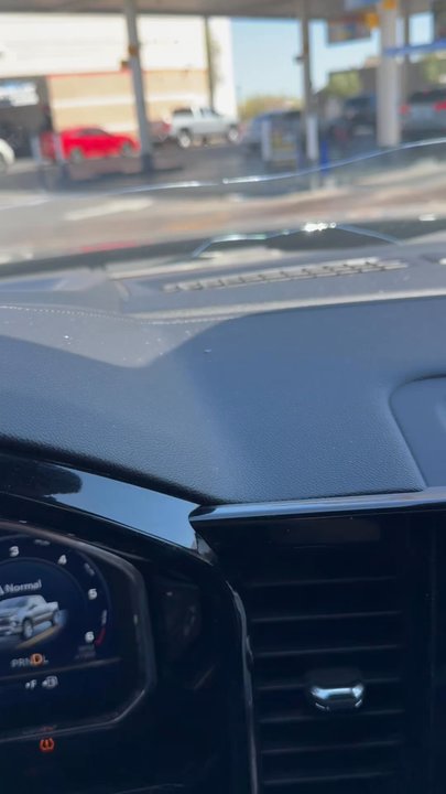 Jacksons Car Wash - And my other vehicle, the person used a cuss word at me accusing me of lying because I paid for the wash since thay didn't give me a receipt - Car Wash Near Me - Peoria, Arizona