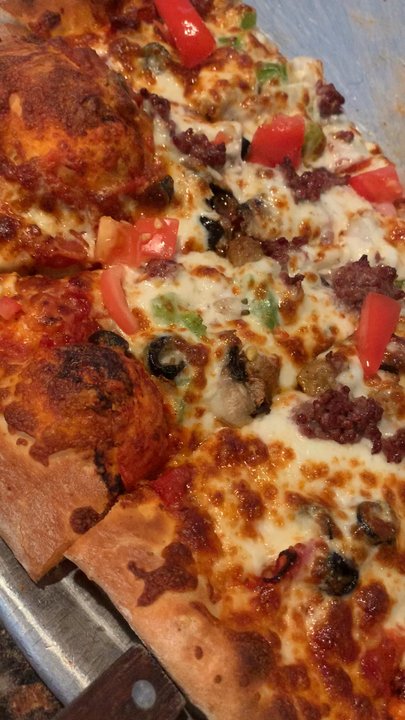 Kodiak Jax - The Mauler Pizza - Pizza Near Me - Hamilton, Montana