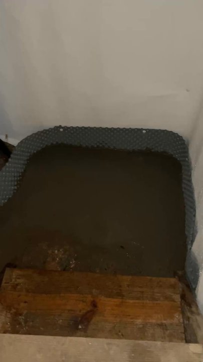 Acculevel - On day after it was completed already pouring water through our basement and no one answers of course - Waterproofing Near Me - Belleville, Illinois