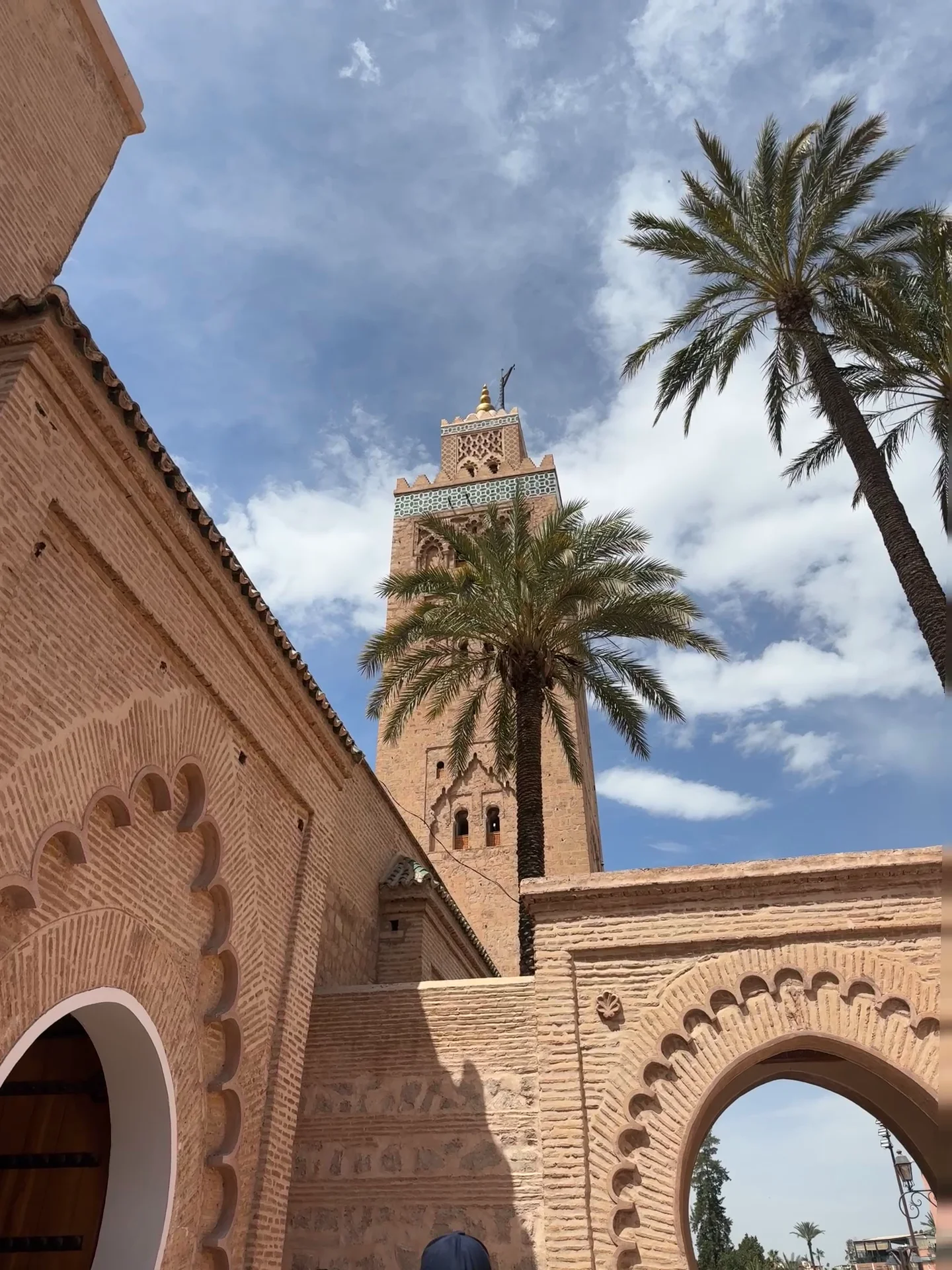 Video 1 · Lorena · Morocco 360°: Marrakech, Chefchaouen, Fes & a Night Under Desert Stars
