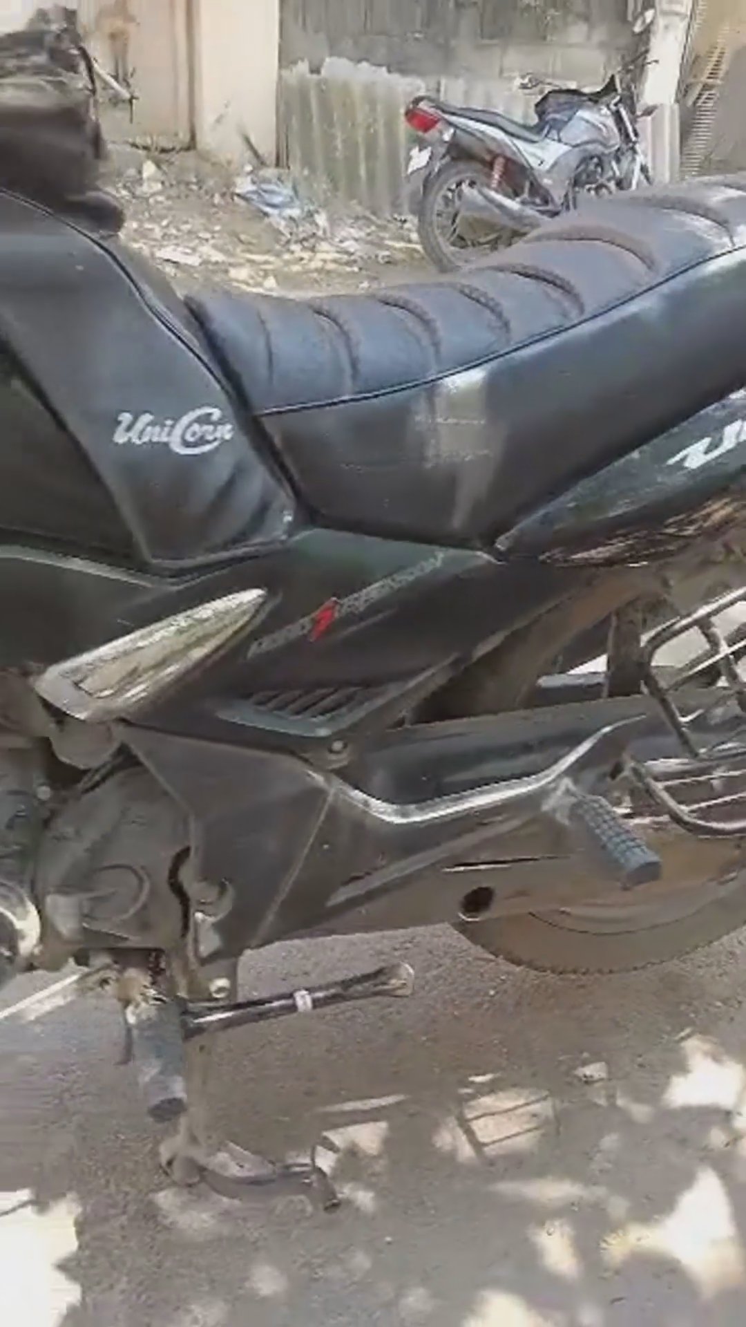 Walk-around video thumbnail