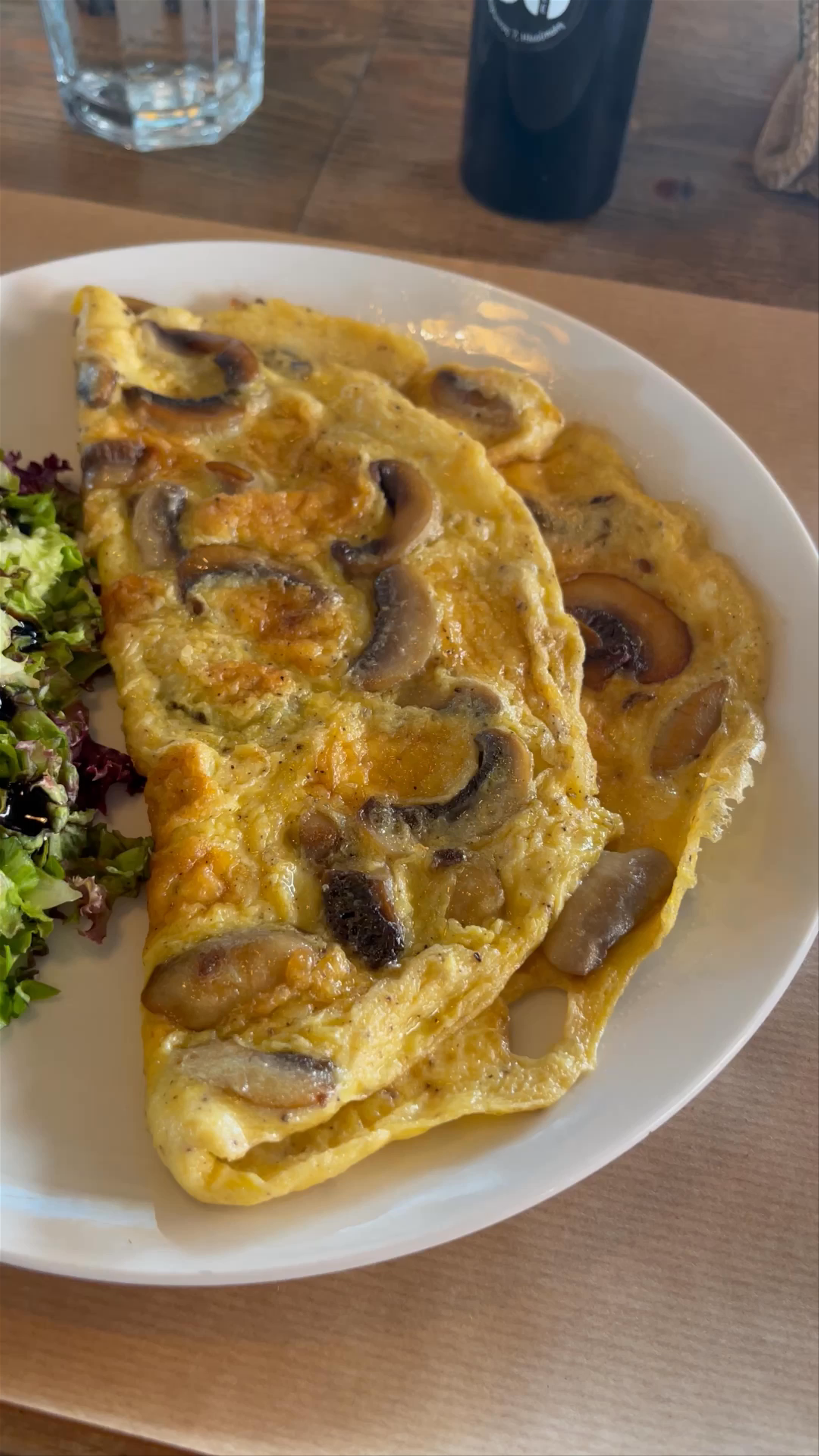 Cozy Greek Cafe Experience with Mushroom Omelette and Coffee in Ilioupoli