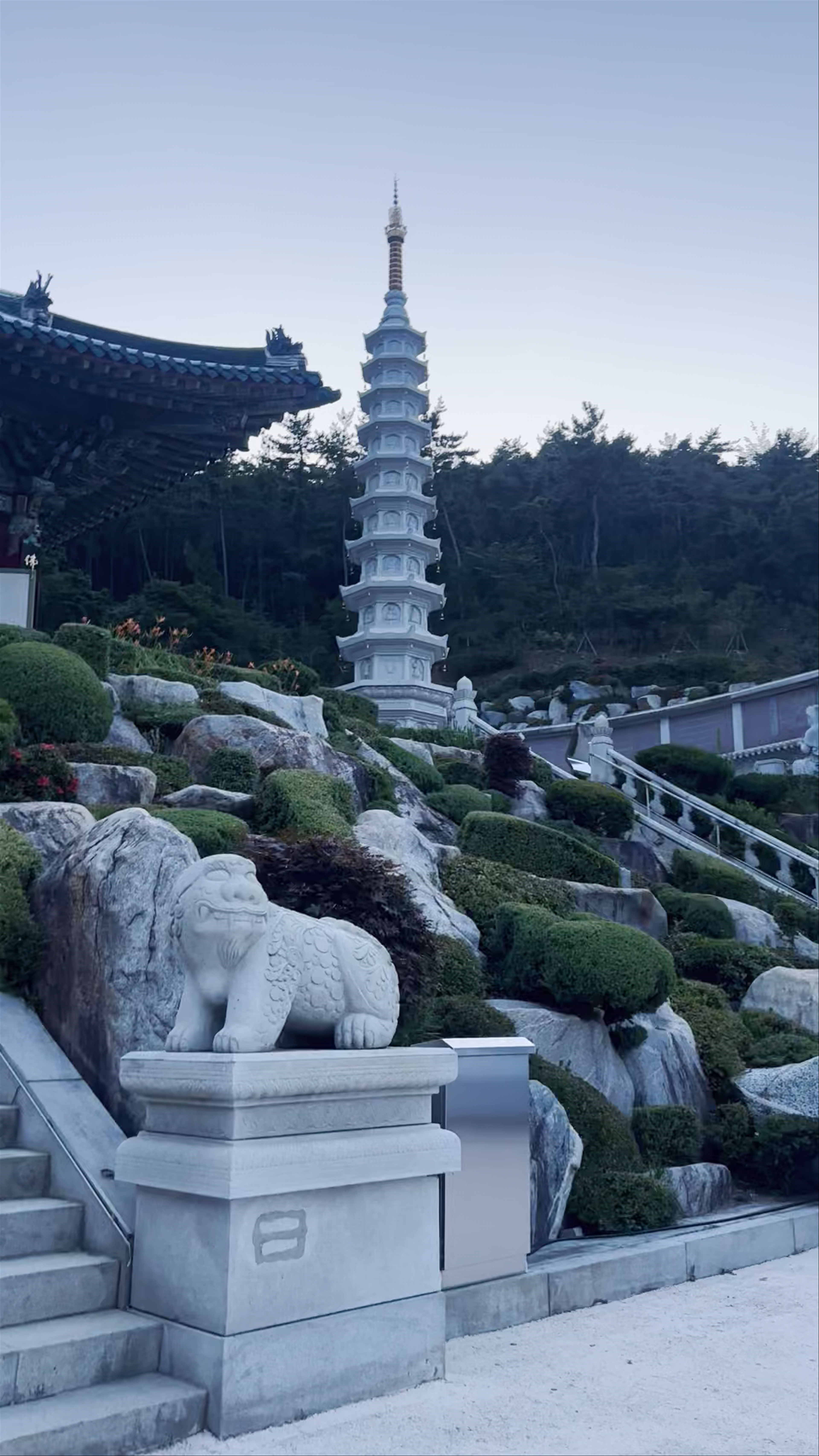 Samgwangsa Temple: Tranquil Spiritual Escape in Busan