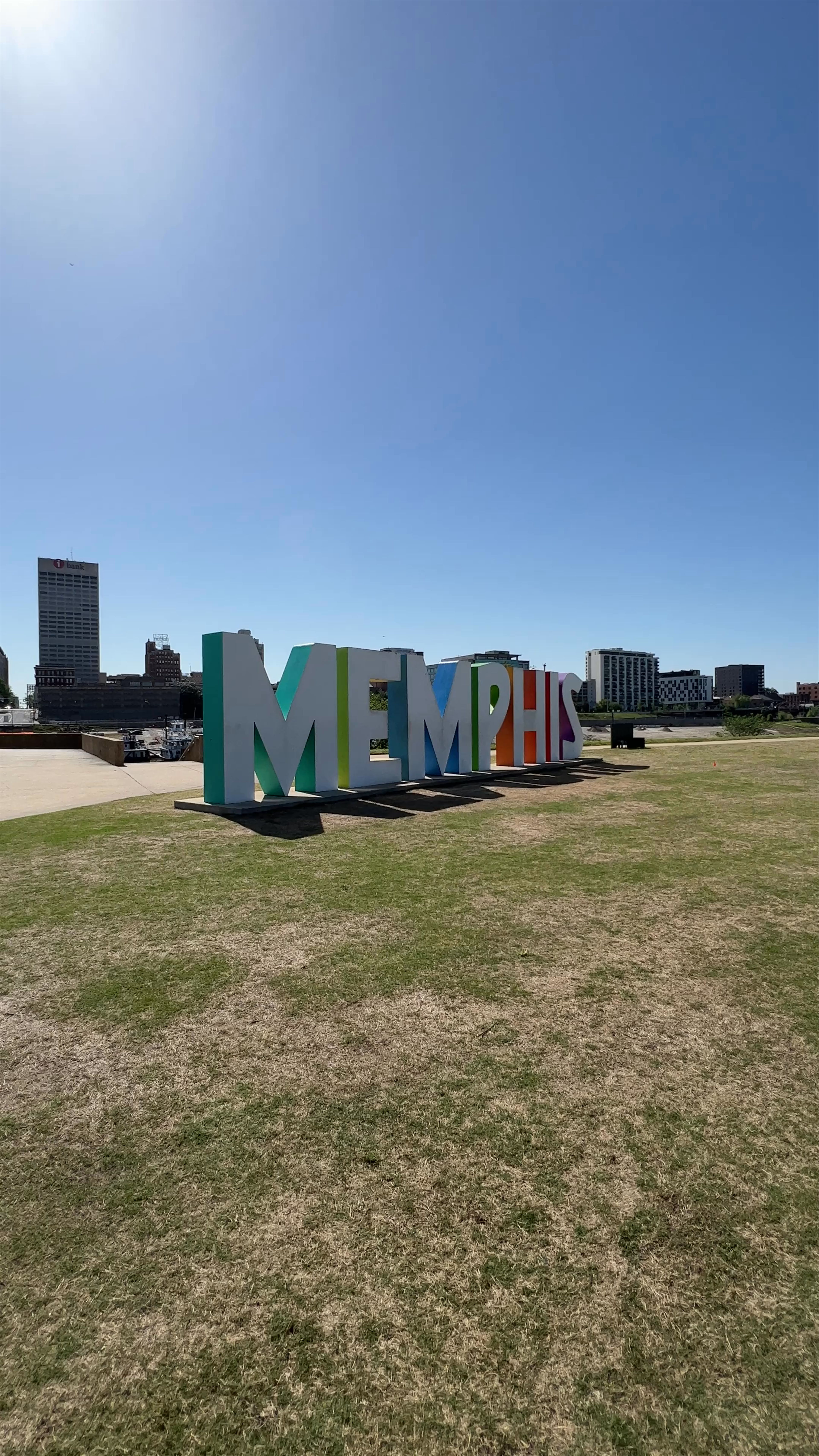 Memphis Sign