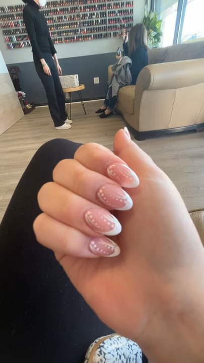 H&L Nails Studio - Nail Salons Near Me - Seekonk, Massachusetts