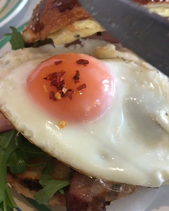 Granger & Co - Chilli Fried Egg & Bacon Brioche Roll - Modern European Near Me - London, XGL
