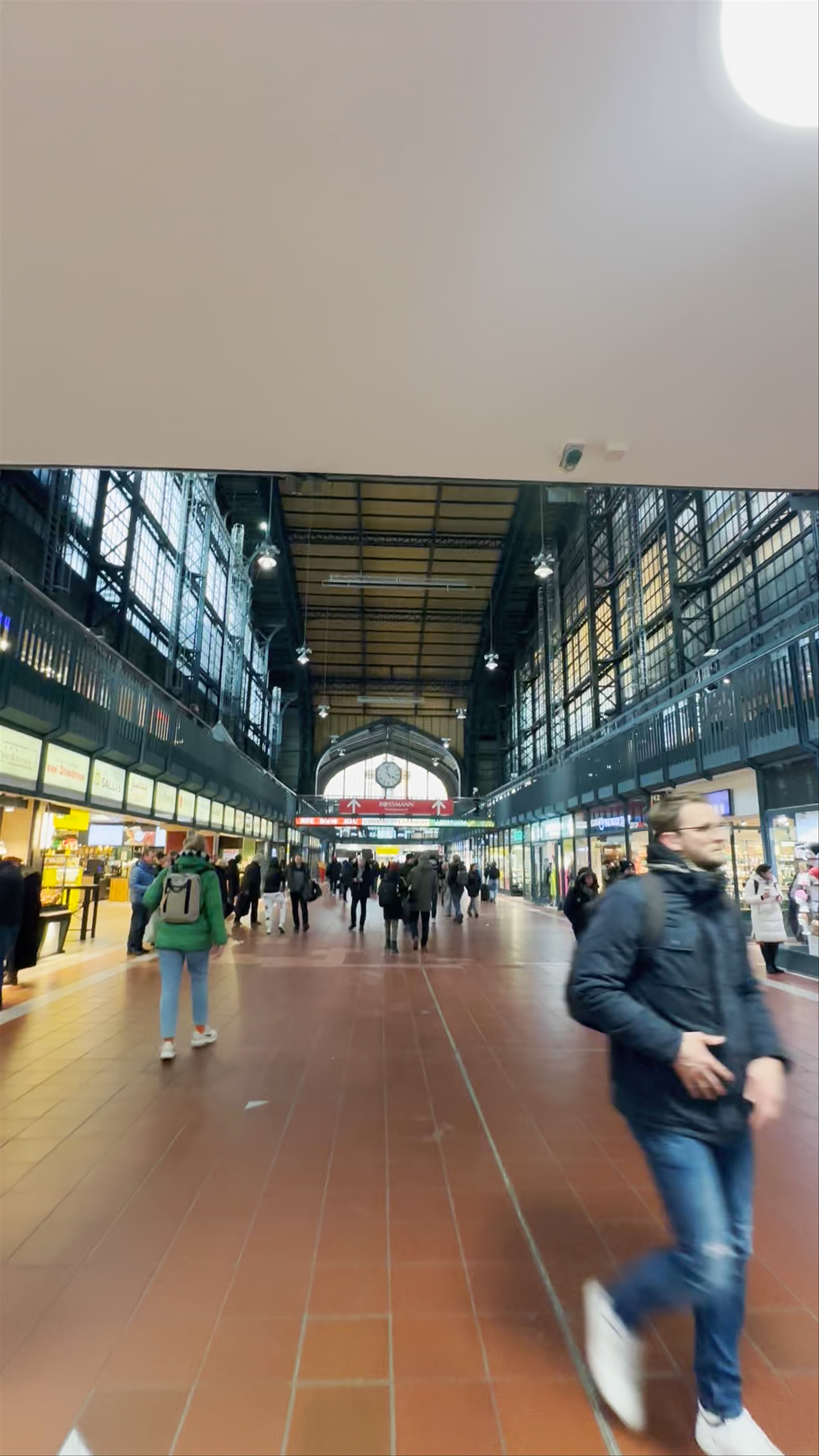 Wandelhalle Hamburg: Historic Urban Market Hub in Hamburg, Germany
