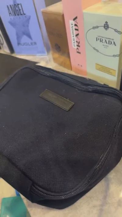 Giorgio Armani Small Pouch Bag imagen 1