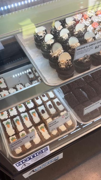 Treat Yo' Self Bakery - Bakeries Near Me - Wilson, North Carolina