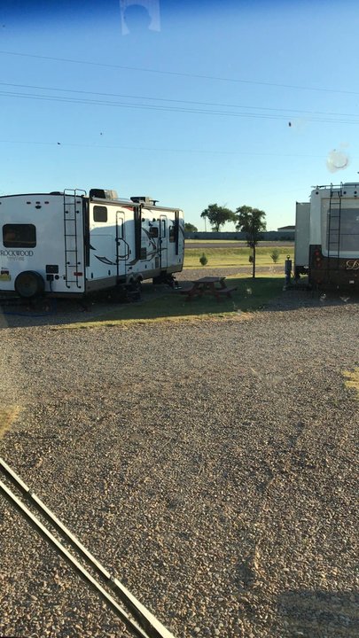 Travelers World Campground - Road noise all night long. - Campgrounds Near Me - Clovis, New Mexico