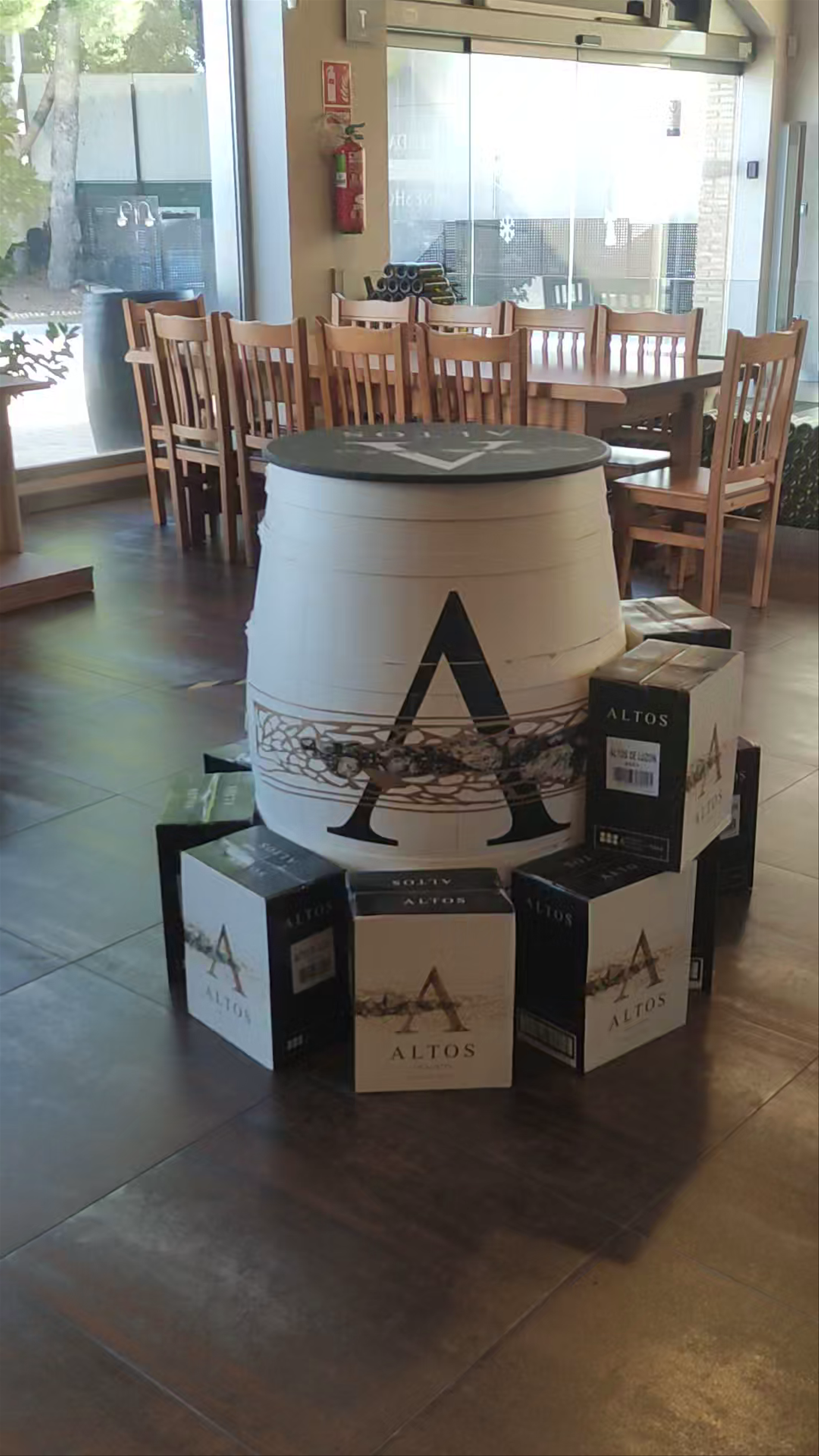 Bodegas Luzón: Sparkling Wine and Elegant Tastings in Jumilla, Spain