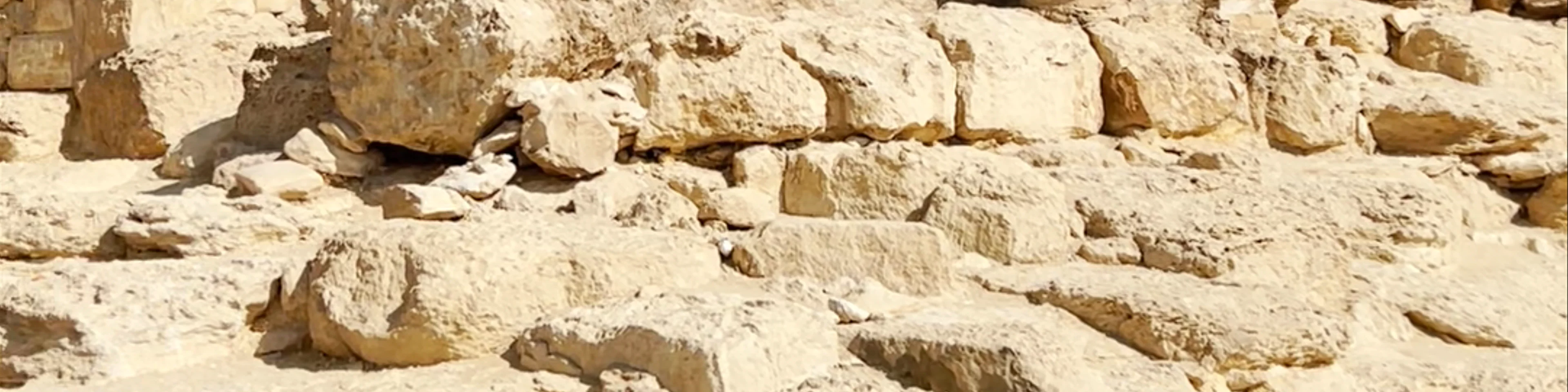 Pyramid of Queen Henutsen