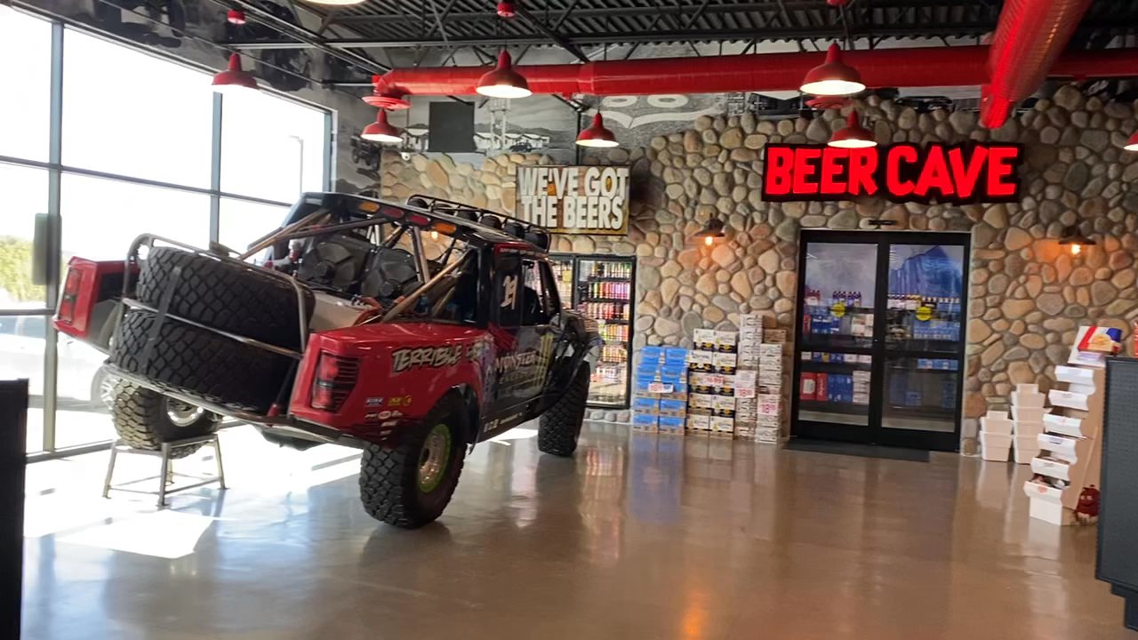 Chevron - video of the amazing store - Gas Stations Near Me - Barstow, California