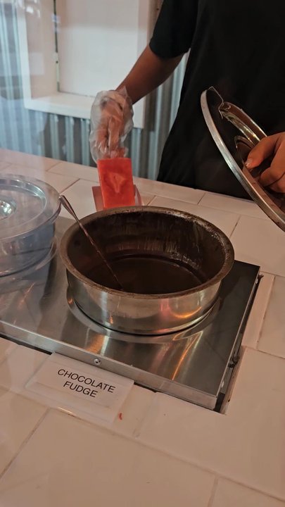 Holy Pops - Chocolate dipping - Desserts Near Me - San Antonio, Texas