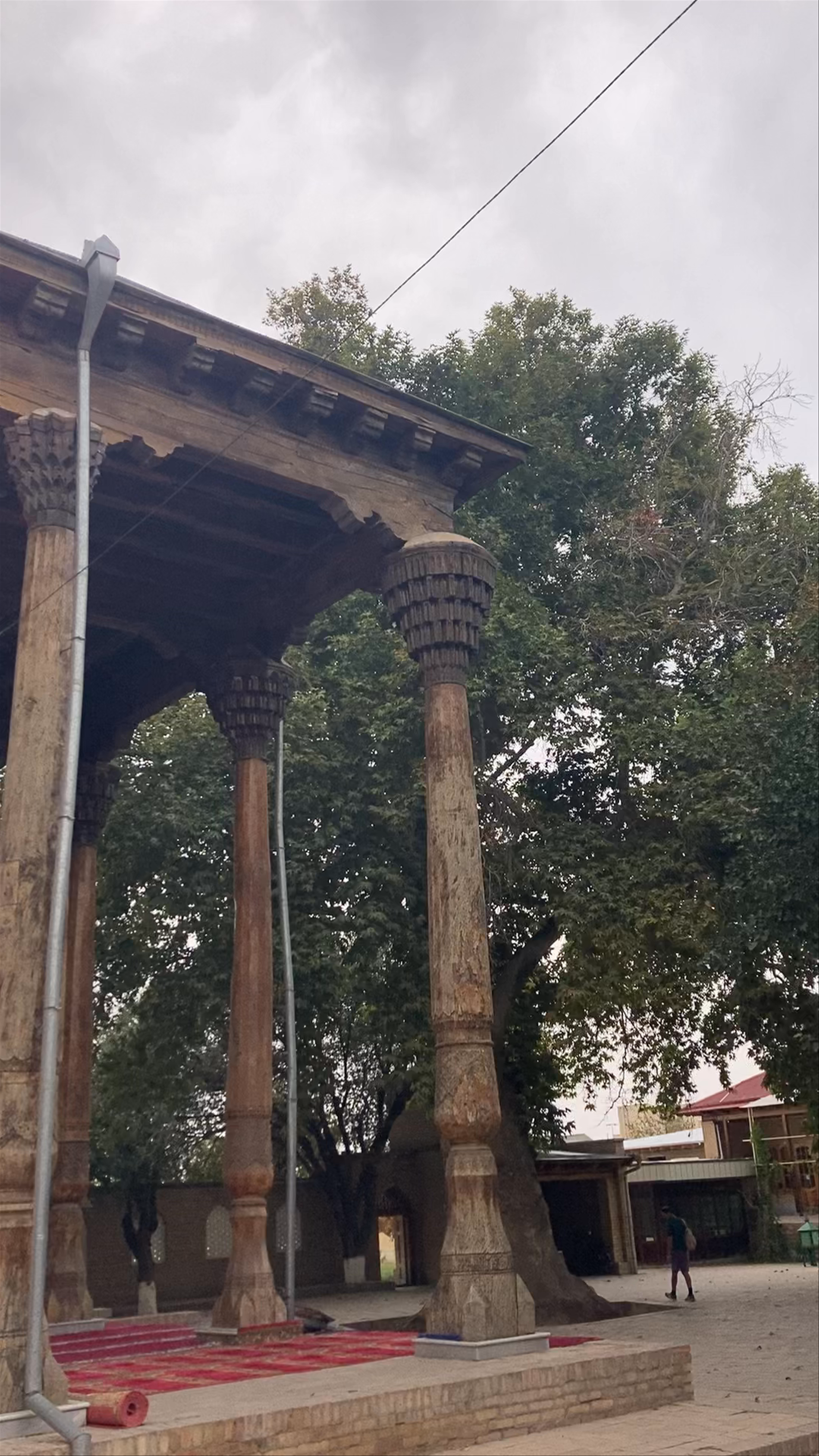 Dor Us-Siyodat Mausoleum