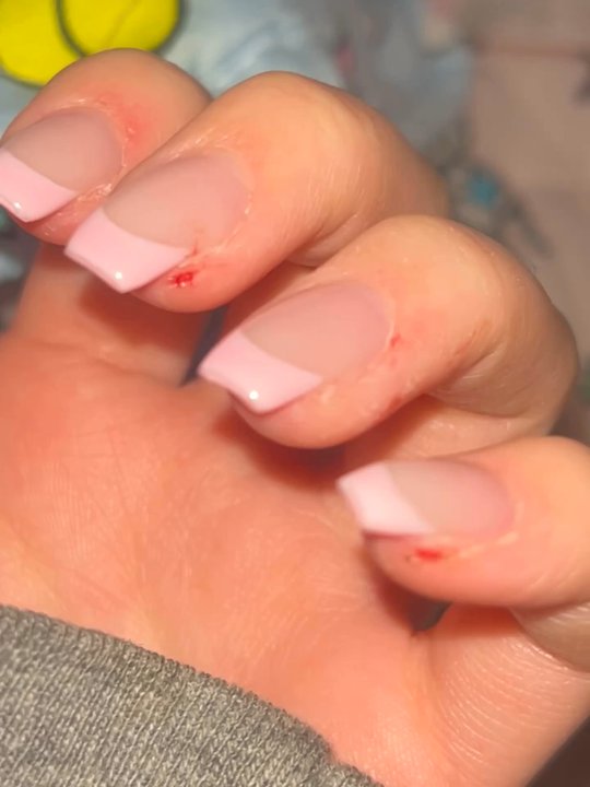 Le's Nail & Spa - Day Spas Near Me - Ventura, California